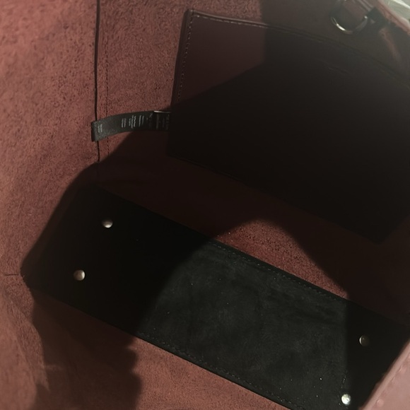 Rag & bone Belize leather shopper bag in wine burgundy - Picture 9 of 12